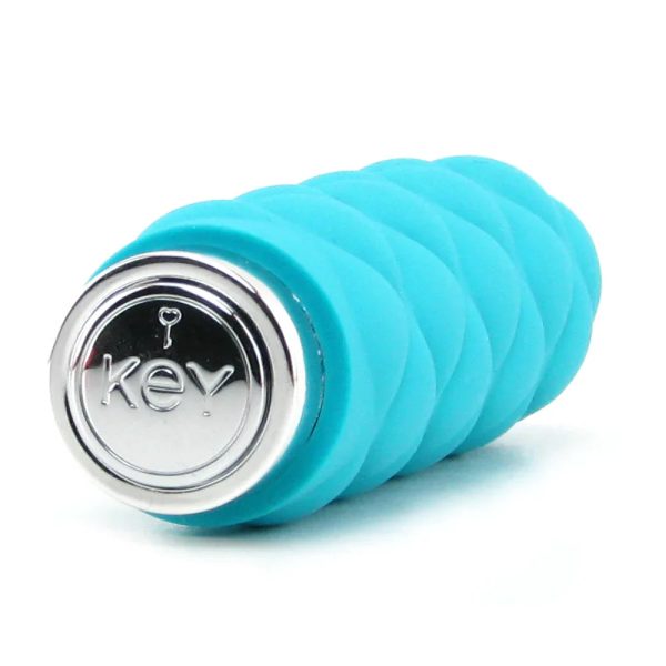 Charms Petite Plush Vibe in Robins Egg Blue - Image 5